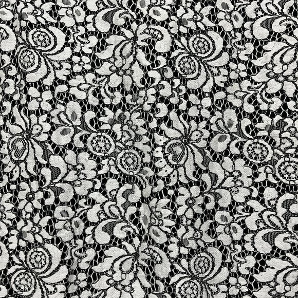 Adrianna Papell Sleeveless Pussycat Bow Tie-Neck Lace Top - Picture 9 of 13